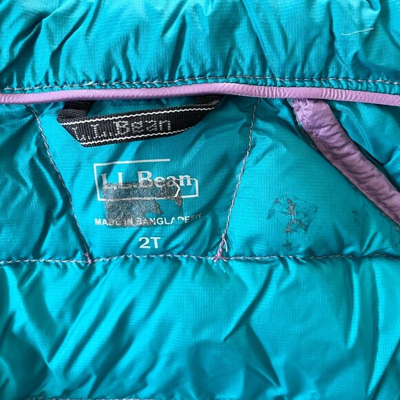 L. L. Bean Toddlers’ Ultralight 650 Down Jacket 2T - Picture 5 of 6